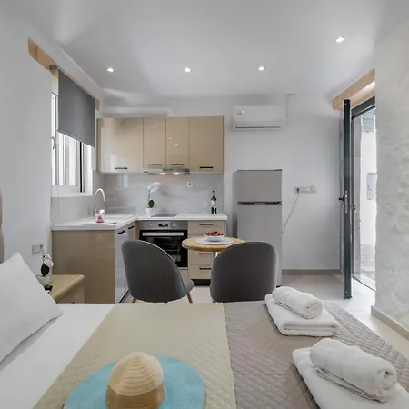 Gkountis Deluxe Apartman *